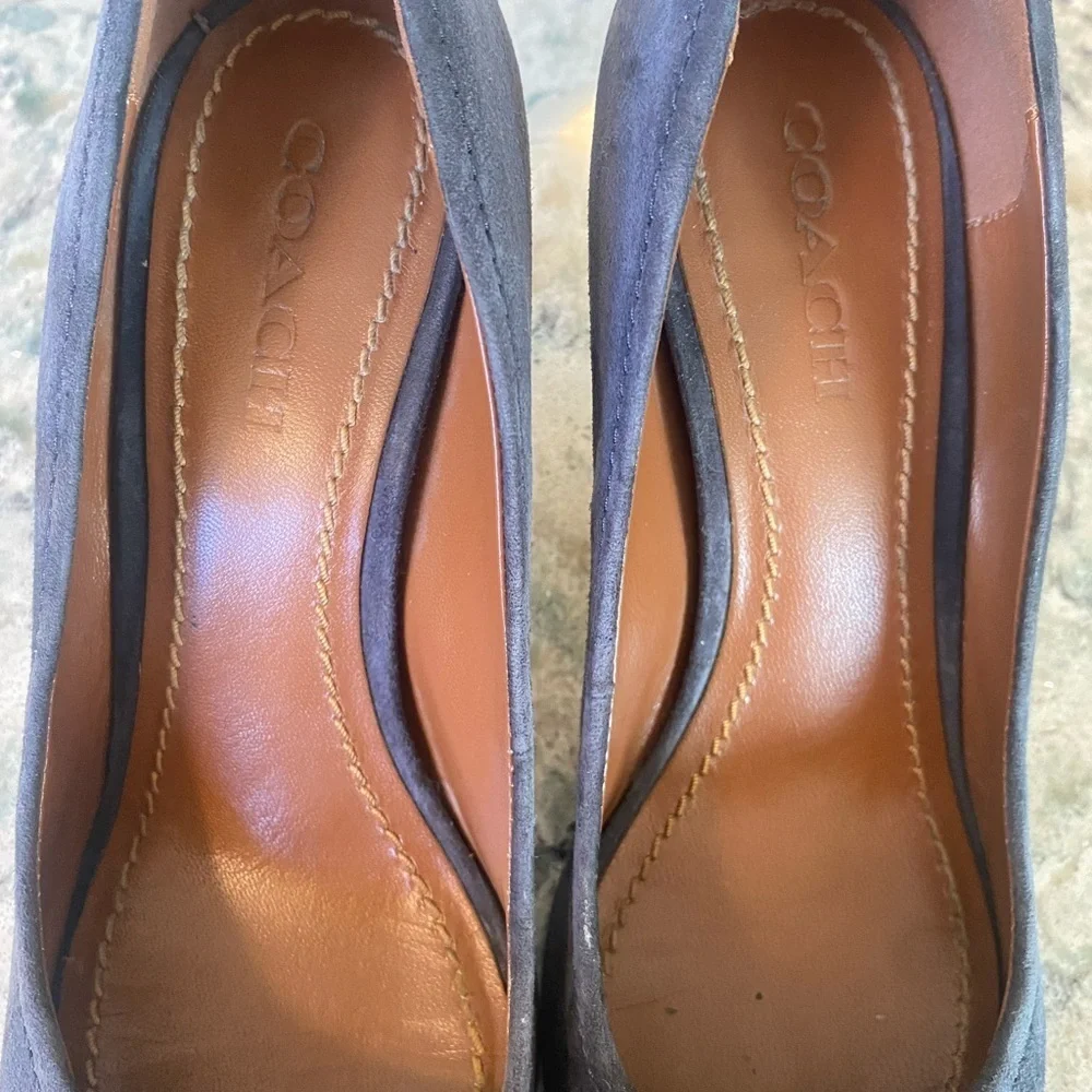 COACH • Gray Suede Pumps • Classic” SZ 9